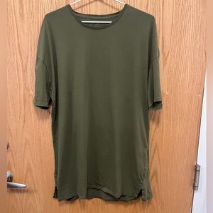 Men's Green Basic Tee Large